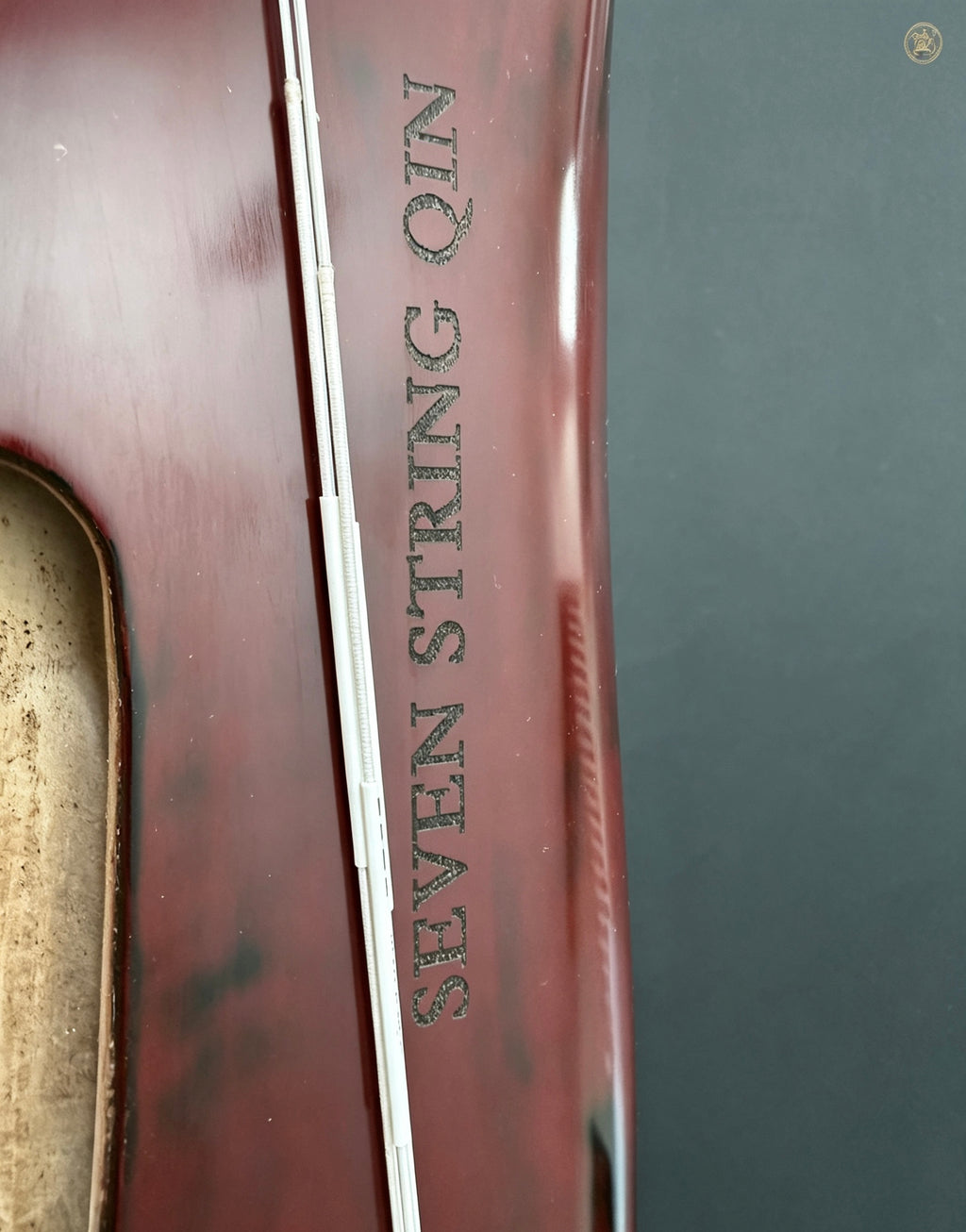 Banana Leaf guqin – upper nut (岳山) and seven strings close-up, front view
