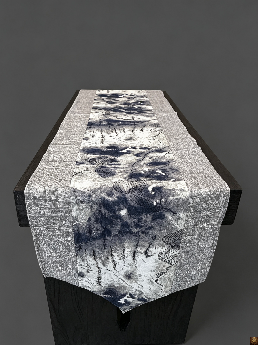 Detachable guqin table – front view with red lacquer guqin placed on black solid wood table, gold-edged corner carvings visible